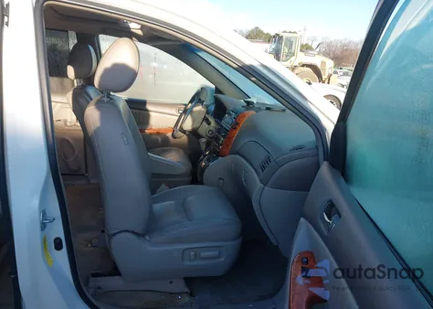 2009 Toyota Sienna Xle z USA, uszkodzony, nr VIN 5TDZK22C09S255844